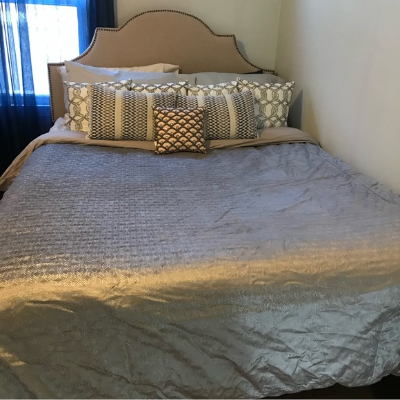 West Elm Silver Velvet Luster Metallic Ogee Duvet Cover - Picture 7 of 14